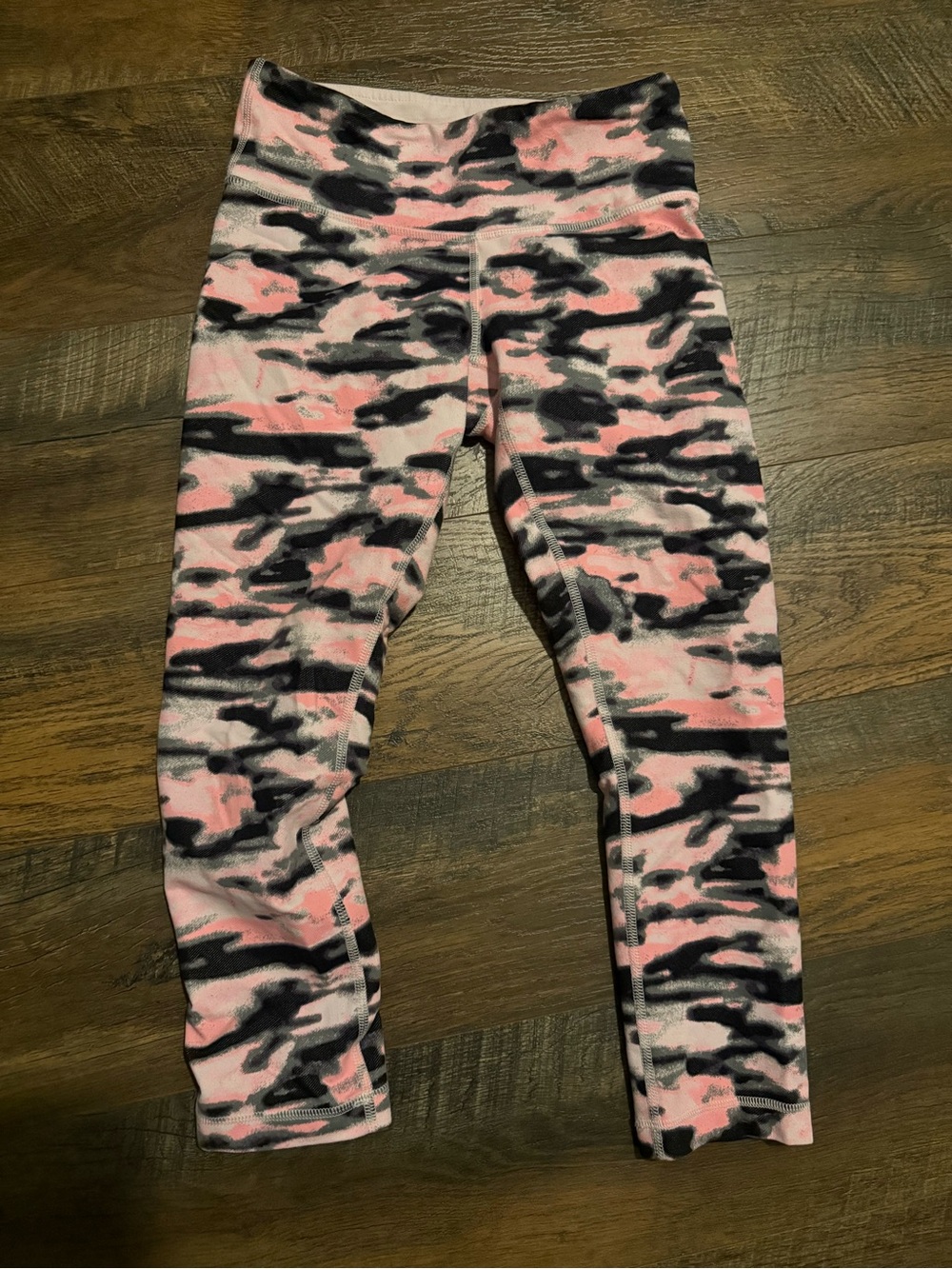 Lululemon capri leggings size 2